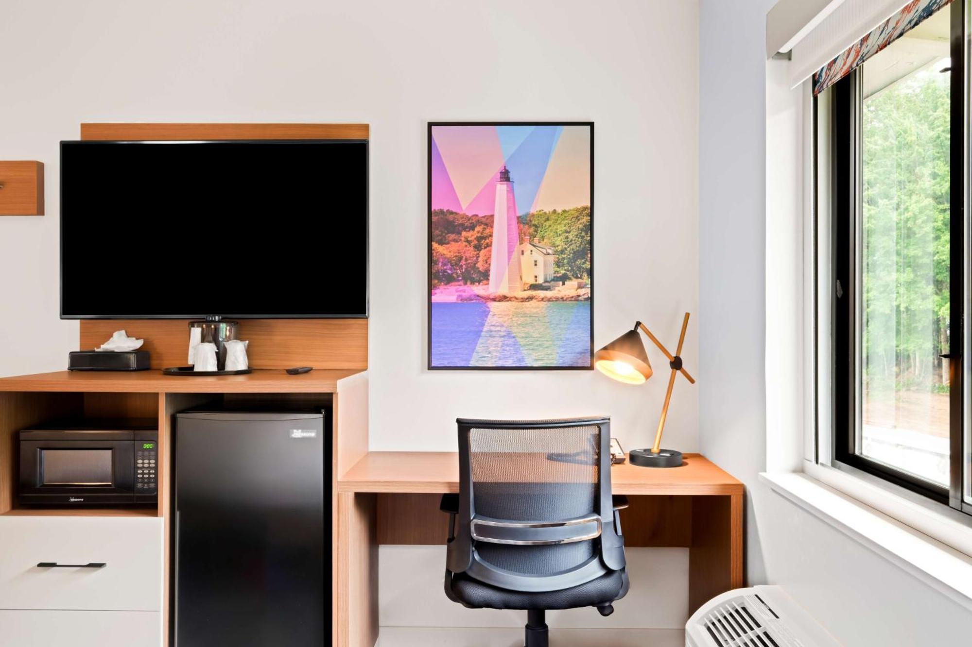 Best Western Niantic - New London, Mystic Area Extérieur photo