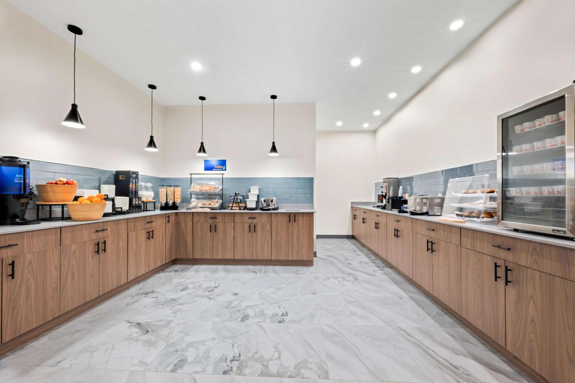 Best Western Niantic - New London, Mystic Area Extérieur photo