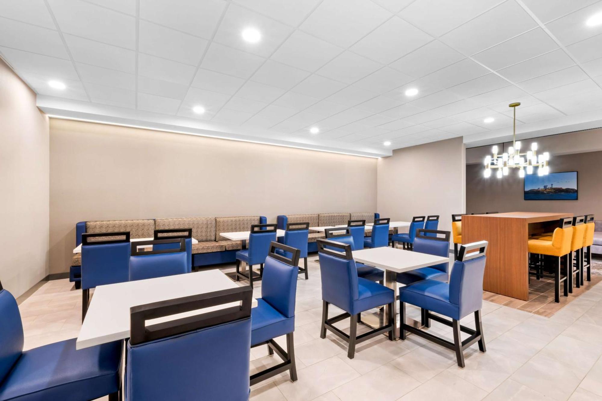 Best Western Niantic - New London, Mystic Area Extérieur photo
