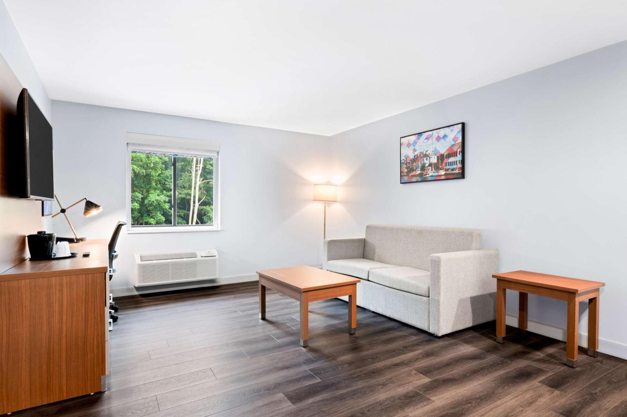 Best Western Niantic - New London, Mystic Area Extérieur photo